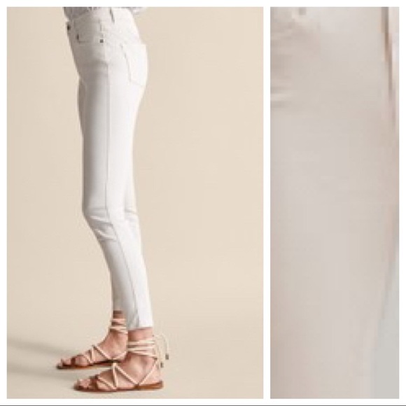 NWT. Massimo Dutti Ecru Satin Trousers. Size 6, 8. - Picture 3 of 10